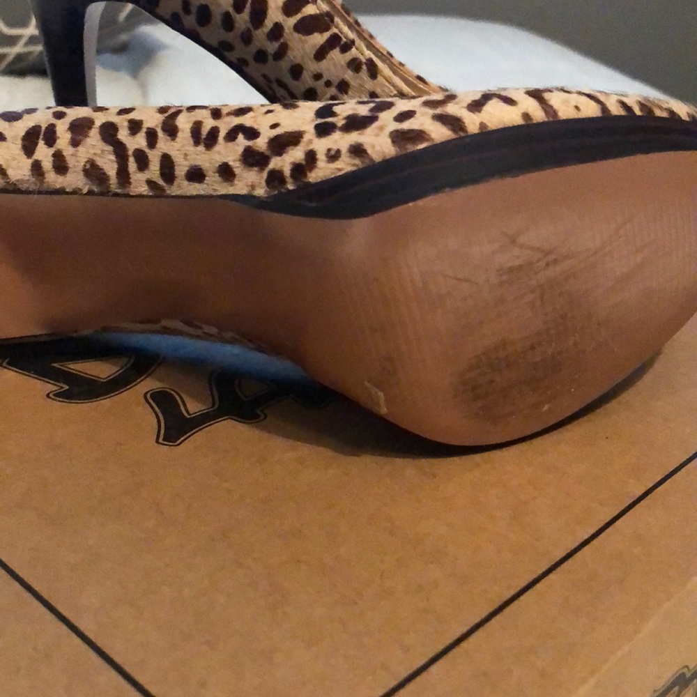 Bcbg Pumps - image 4